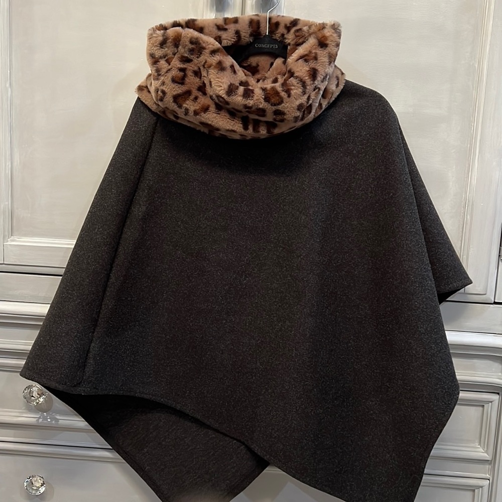 Charcoal Poncho with Faux Animal Print Collar